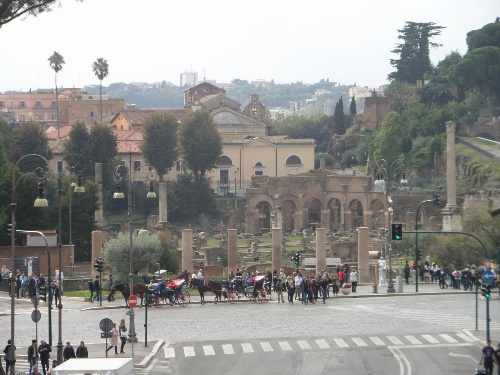 325 Rooms ai Fori image 2